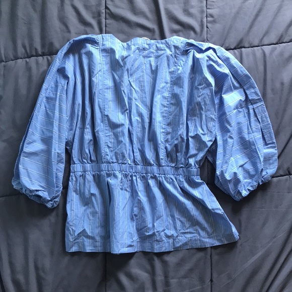 FREE ASSEMBLY light blue wrap top with stretch waist and 3 quarter sleeves Small - Picture 2 of 10